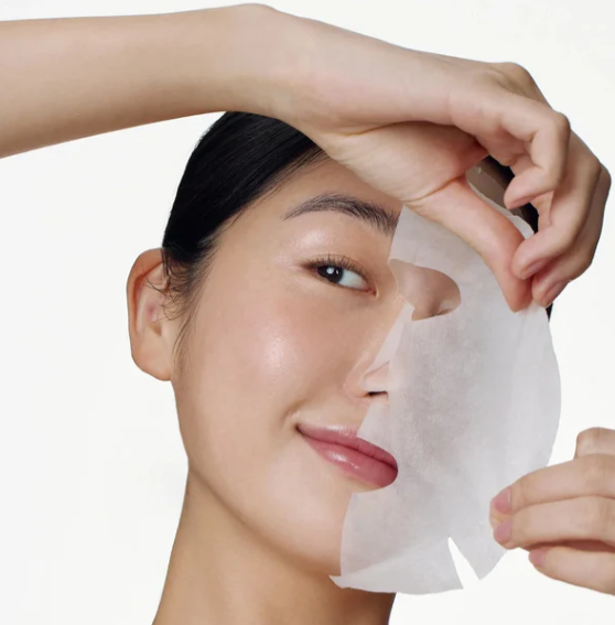 sheet-mask-application-face-skincare