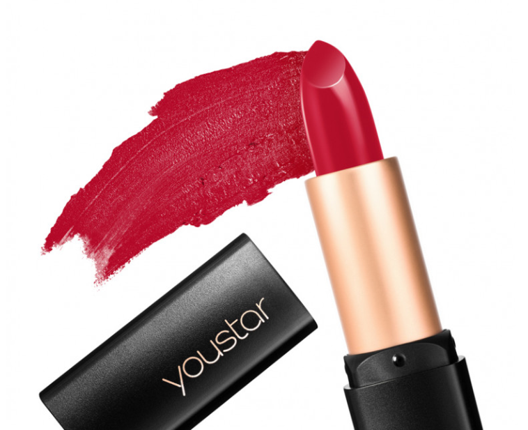 lipstick-cream-texture-red-shine