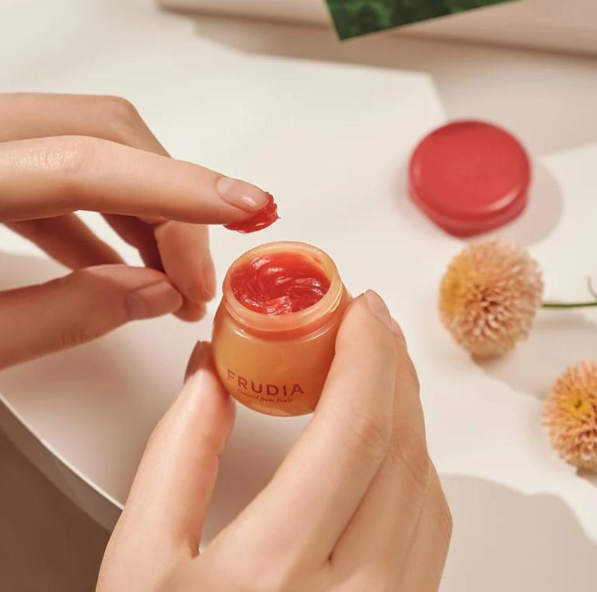 Glossy Lip Effect
