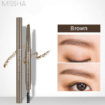 Πριν και μετά εφαρμογή μολυβιού φρυδιών